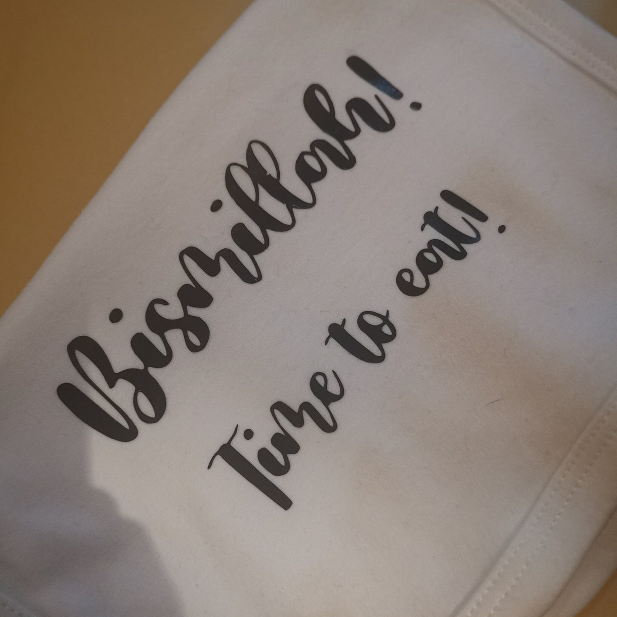 'Bismillah! Time to eat!' bib