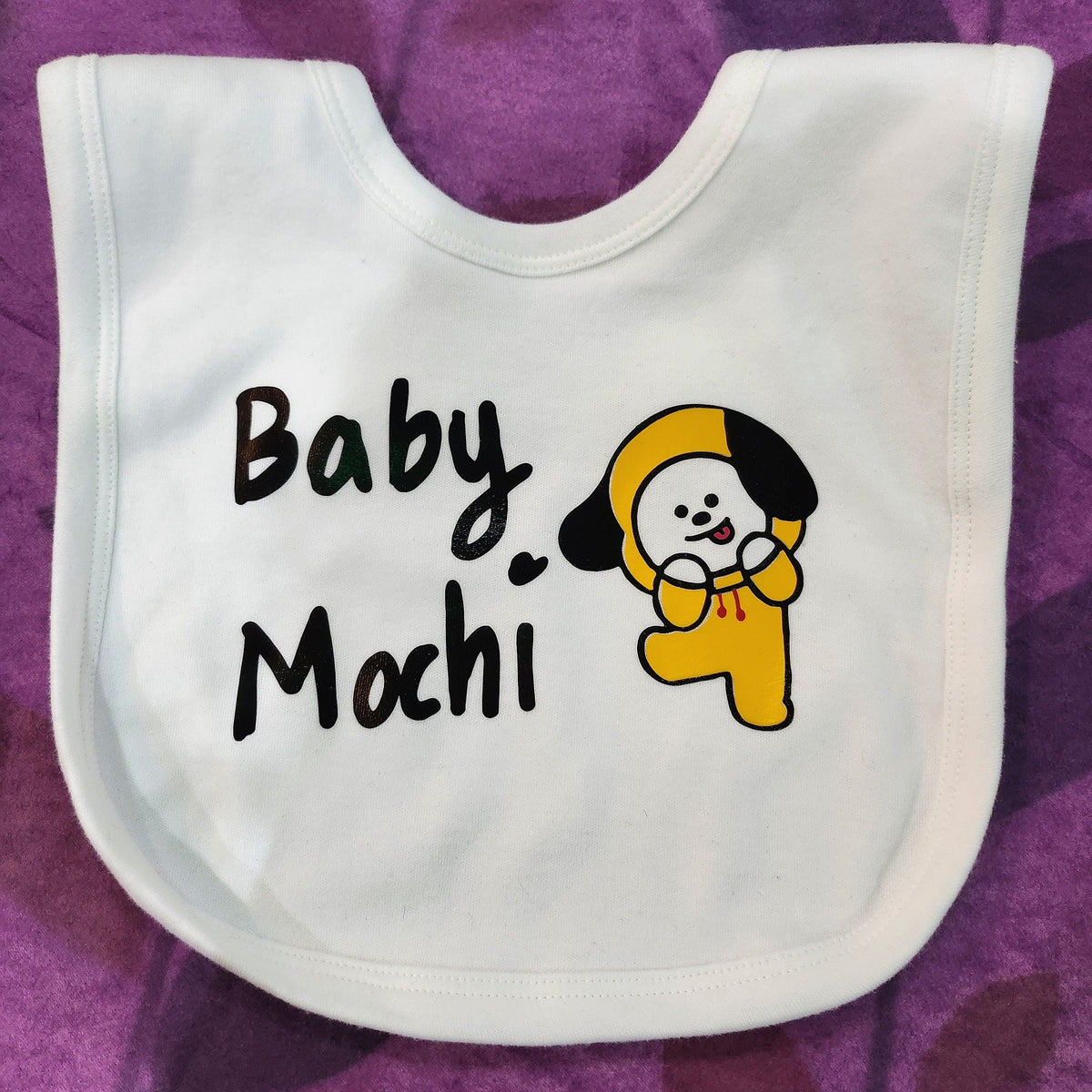 Baby Mochi baby bib - Fan made